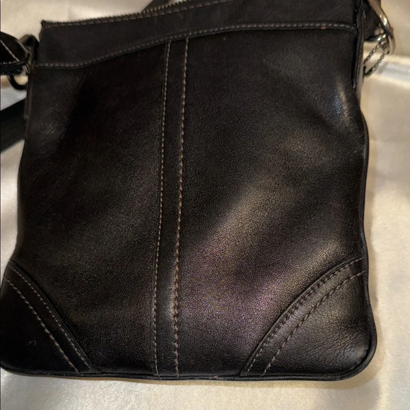 Coach Dark Leather Tag Accessory - Picture 6 of 7